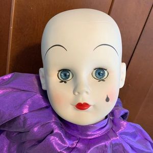 SALE!! pierrot doll closing eyes Vintage.     2